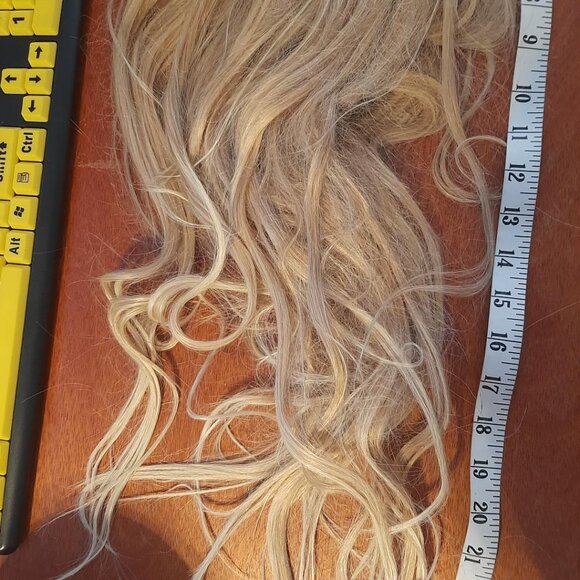 NEW !  Long 27 Inch Hair Curly Wavy Wig Golden Blonde main image 2